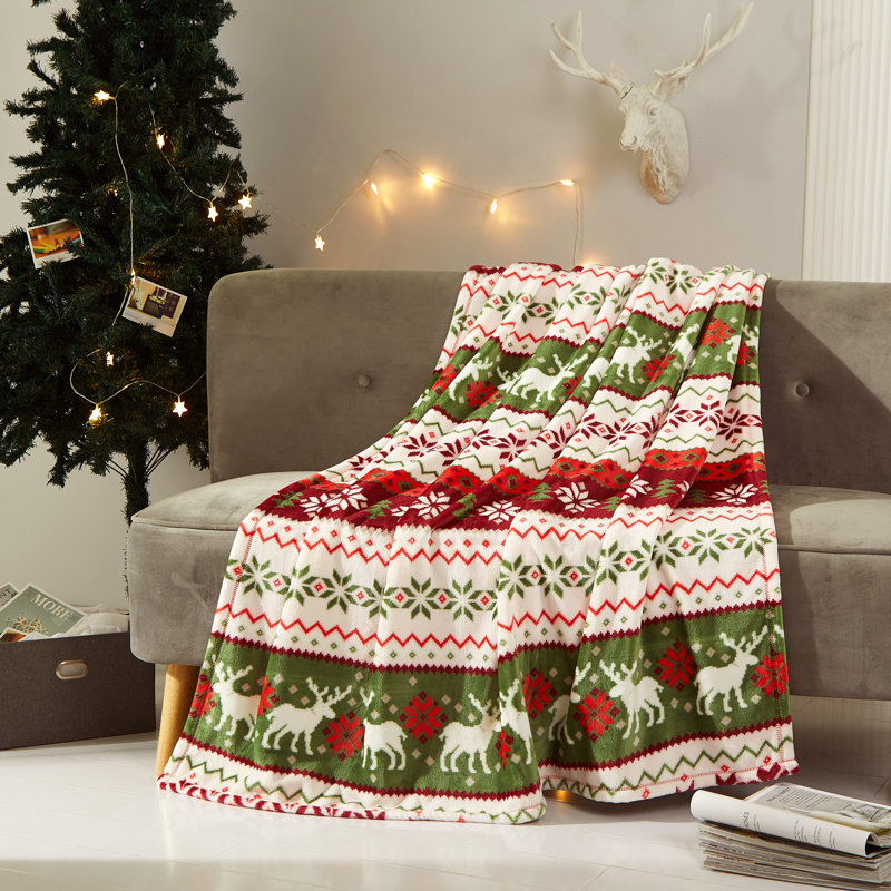 Cozy Christmas Throw Blankets Make Christmas Merry & Bright